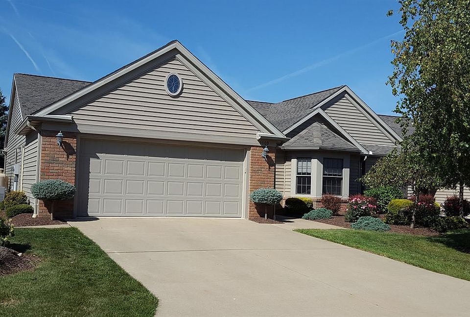1st image of 5009 W Waterberry Dr