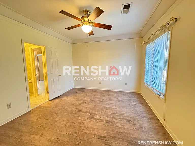 575 Southern Pl — Photo 14