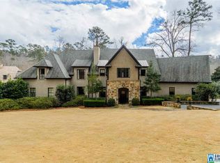 7 Pine Ridge Ln, Birmingham, AL 35213