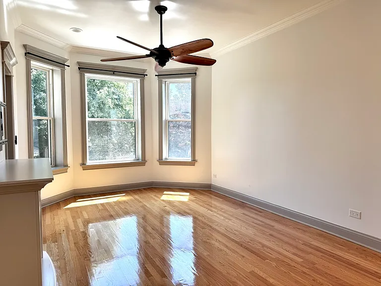 2424 N Mozart St #2 — Photo 8