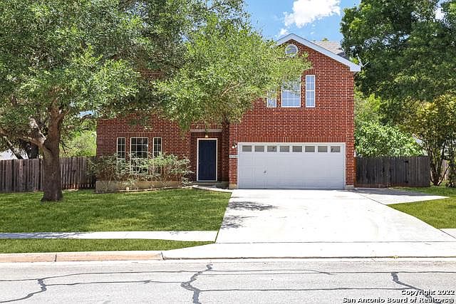 1st image of 3016 Greenshire Dr