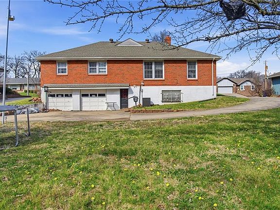 4th image of 6305 Ralston Ave