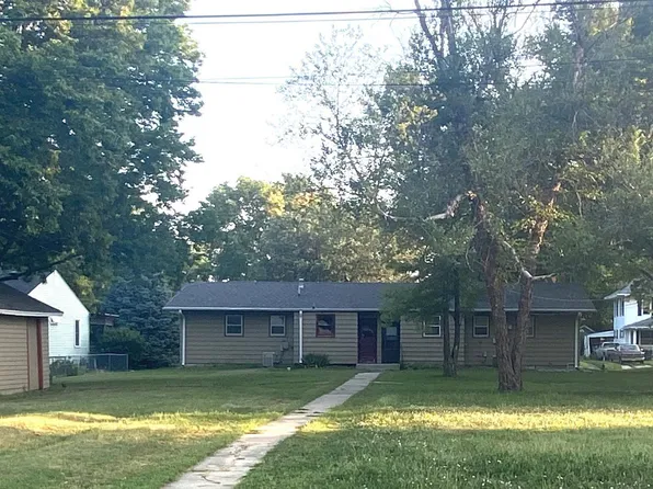 1505-1507 Grant St, Beatrice, NE 68310
