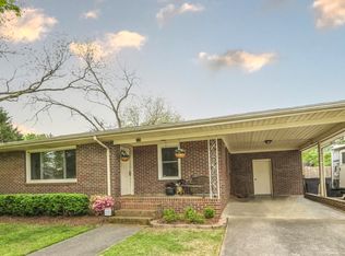 110 Peachtree St, Carrollton, GA 30117