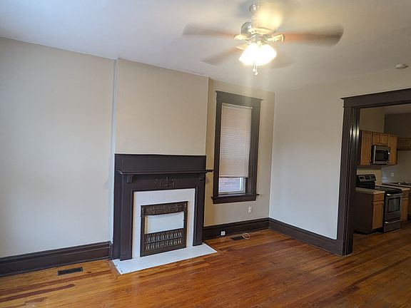 3rd image of 2201 Jules St #2203A