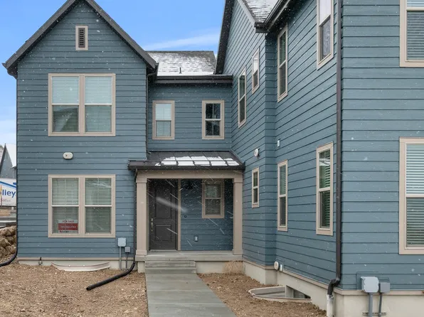 7043 W Hidden Hills Way, West Jordan, UT 84081