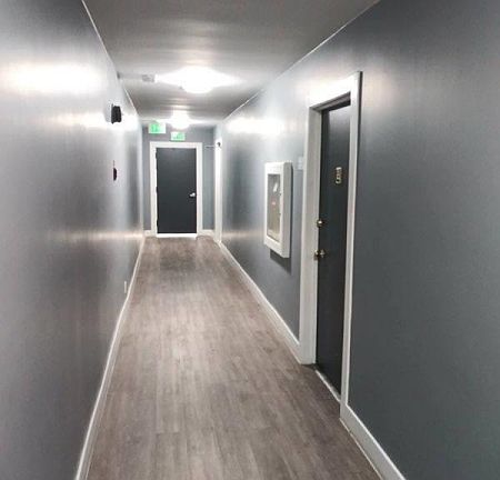 5th image of 11911 Weddington St APT 305