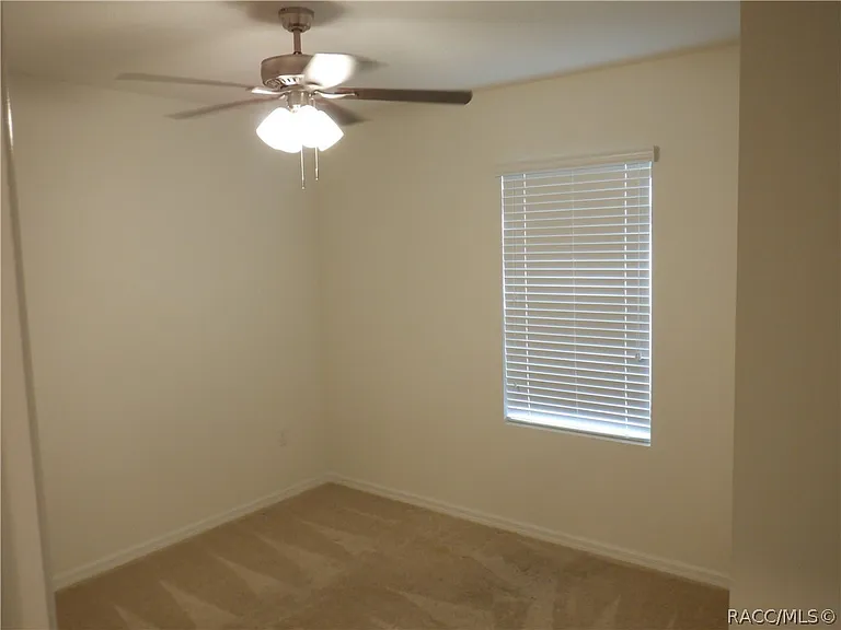 350 W Runyon Loop — Photo 17