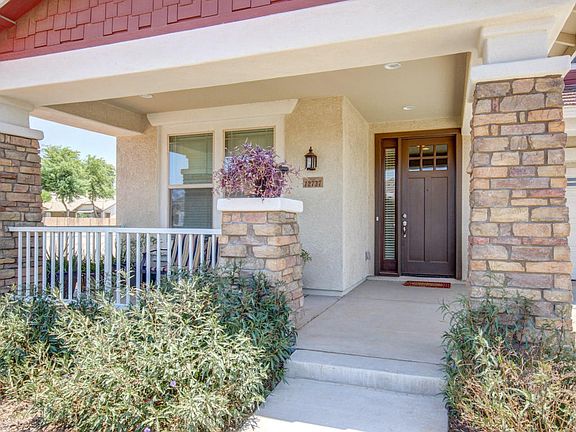 4th image of 12737 N 151st Dr