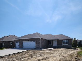 9360 W 106th Pl, Saint John, IN 46373