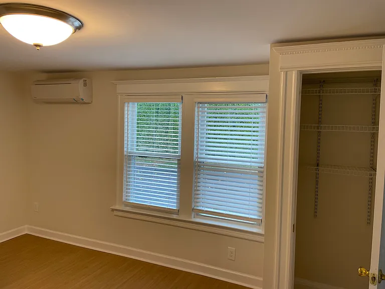 415 Naubuc Ave #1 — Photo 35