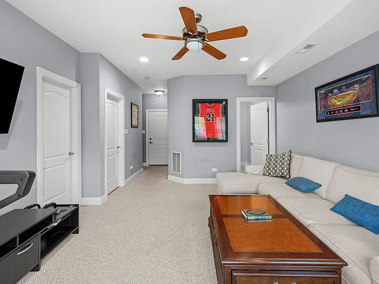 17943 Fountain Cir — Photo 25