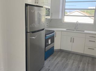2655 NE 211th Ter #B, Miami, FL 33180