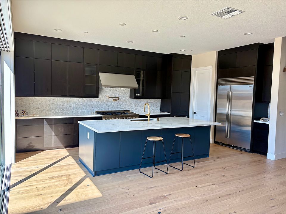 1st image of 3687 Wildwood Way