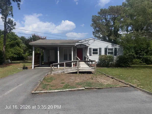2223 Dixie Trl, Fayetteville, NC 28306