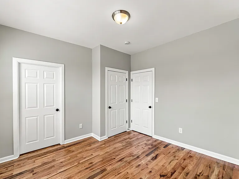 422 Woodside Ave #3 — Photo 13
