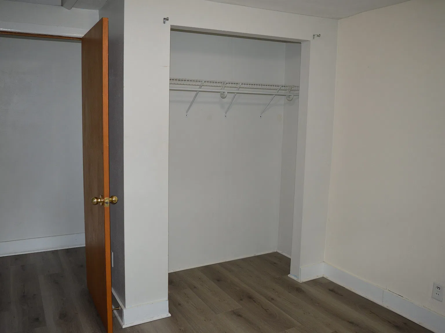 3 bed, 1006 sqft, $2,150 — Photo 2