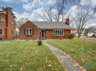 2404 Drummond Rd, Toledo, OH 43606