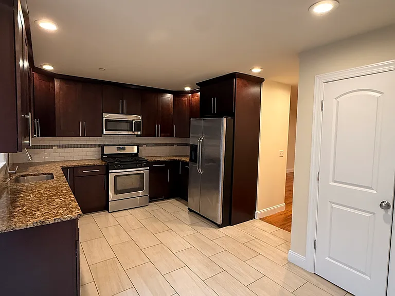 90 Ludlow St #2 — Photo 10