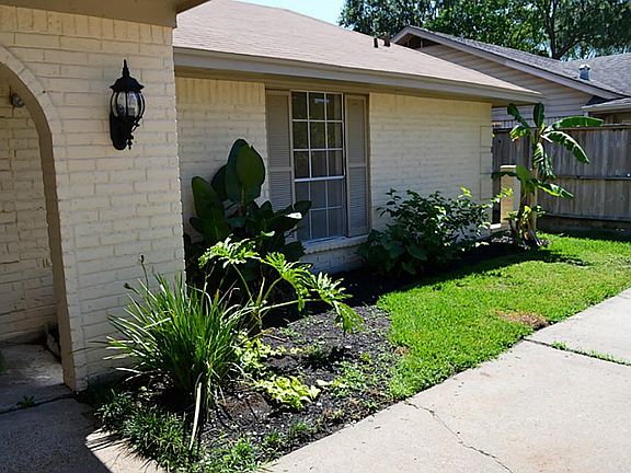 2nd image of 10315 Sagetrail Dr