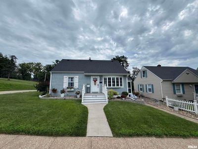 3125 Pershing Blvd, Clinton, IA, 52732