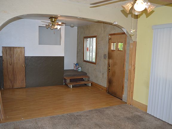 4th image of 65 W Crystal Ave