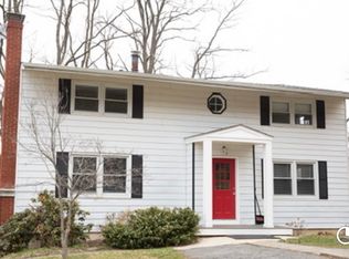 3 Pocket Rd APT 2, Beacon, NY 12508