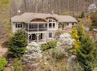 315 Crossvine Trl, Laurel Park, NC 28739