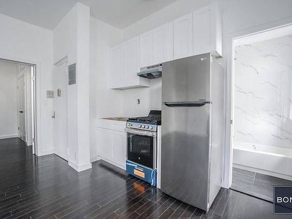 2nd image of 1967 Amsterdam Ave APT 4A