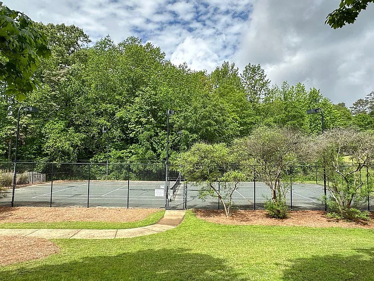 412 Woodruff Lake Way — Photo 32