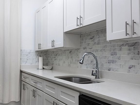 5th image of 485 Central Park W APT 1H