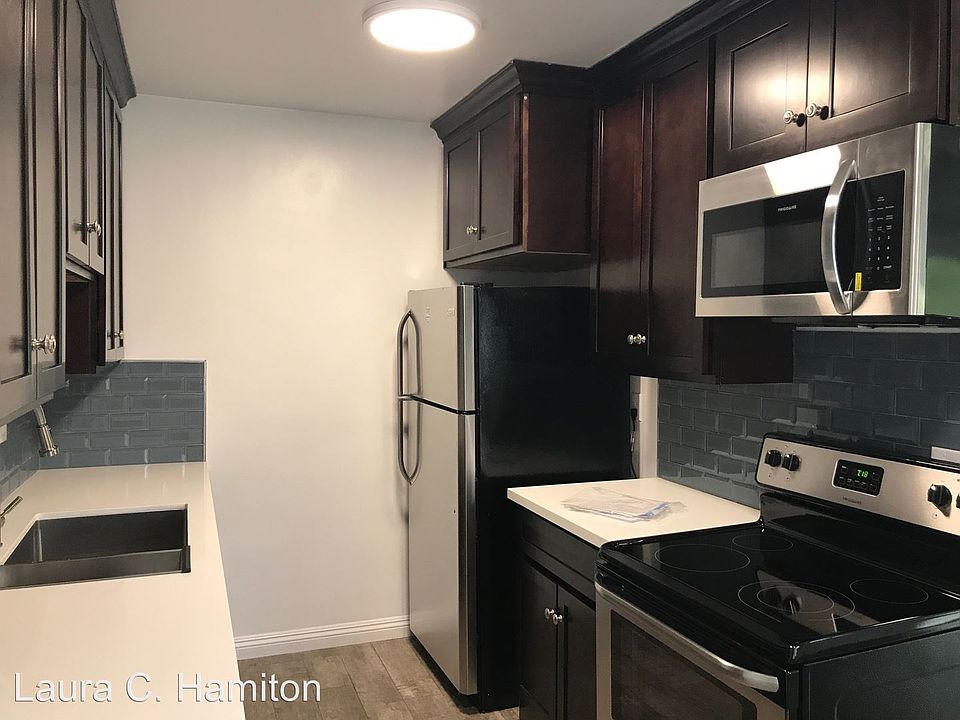 1st image of 767 Euclid Ave APT 10