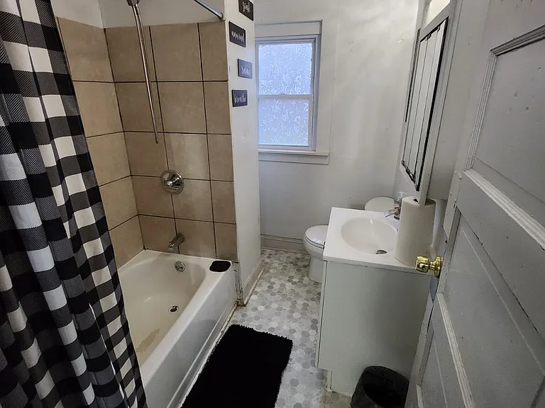 1856 Lampson Rd #1 — Photo 9