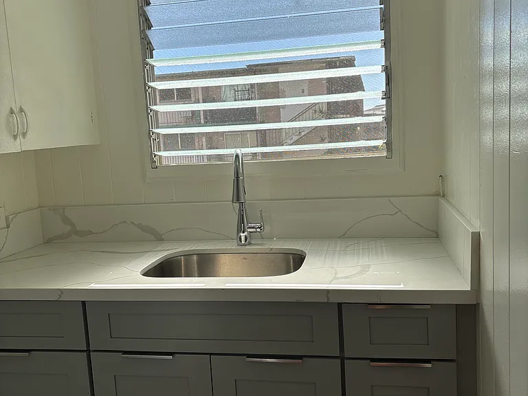 1429 Liholiho St #7 — Photo 4