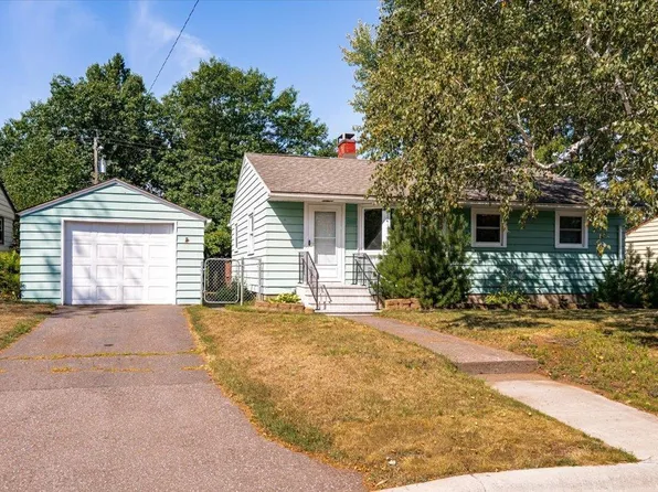 514 W Webbeking Dr, Carlton, MN 55718