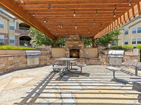Portico at Friars Creek Apts
