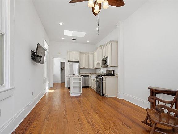 2nd image of 7911 Cohn St #7911