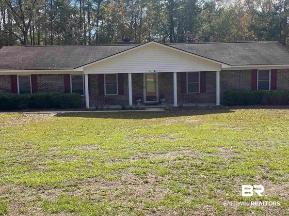 107 Dogwood Ln W, Brewton, AL 36426