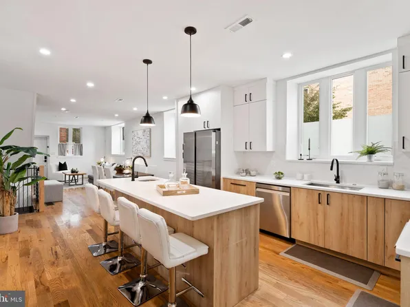 1615 S 10th St, Philadelphia, PA 19148