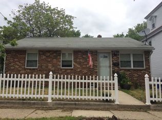 13 Jefferson St, Riverside, NJ 08075