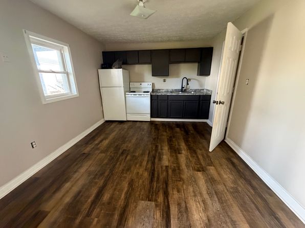 915 Race St #4