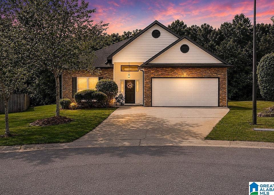 1st image of 113 Lantana Cir