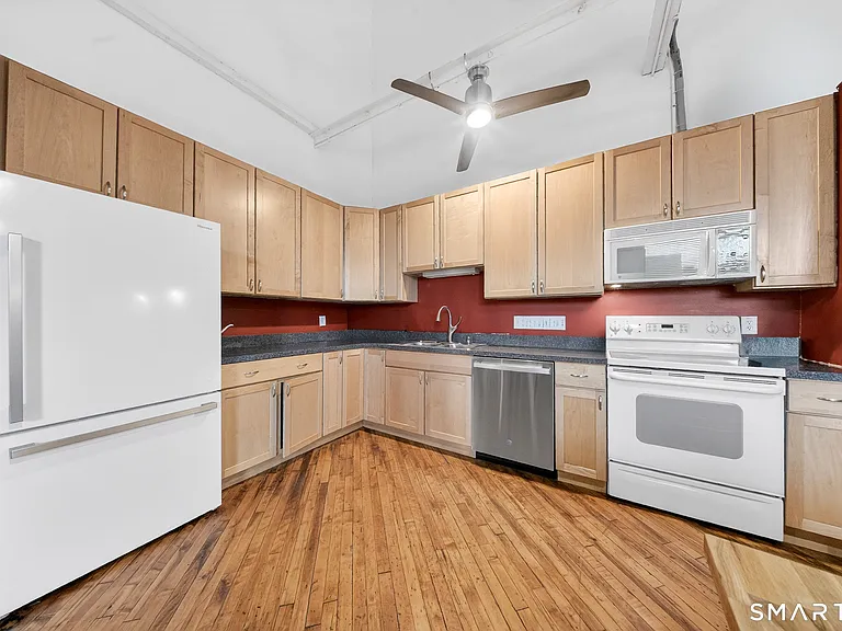 325 Lafayette St #8309 — Photo 6