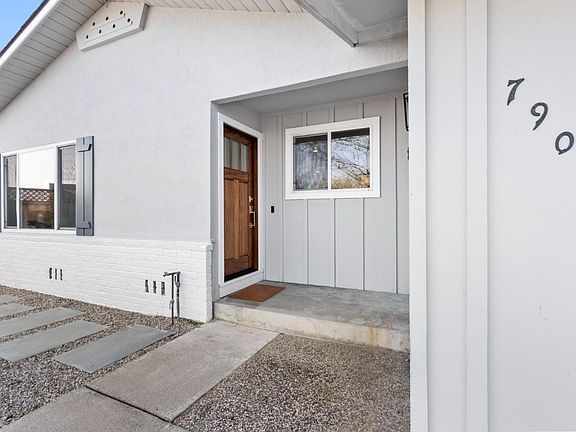 4th image of 790 Nuttal Oak Ct
