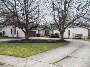 28 Timberlane Ct, Buffalo, NY 14221