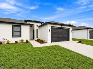 2129 Fairway Dr, Lehigh Acres, FL 33973