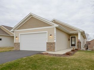 5404 Cinnamon Point, Mayer, MN 55360