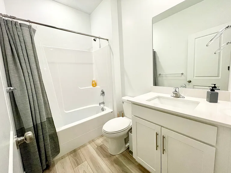 E Chukar Dr — Photo 14