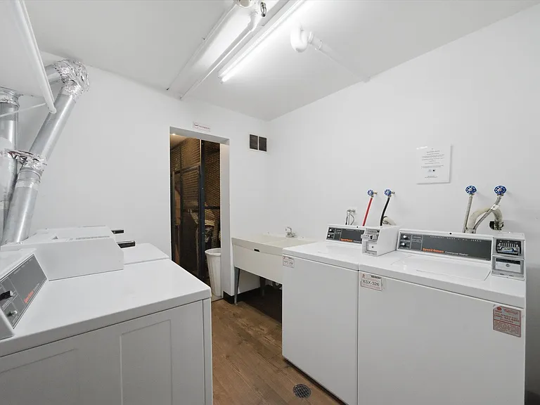 1100 E Randville Dr #203 — Photo 19