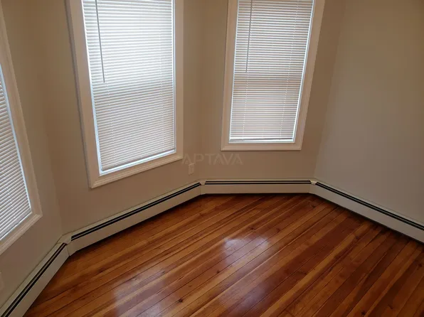 94 Prichard Ave #9, Somerville, MA 02144